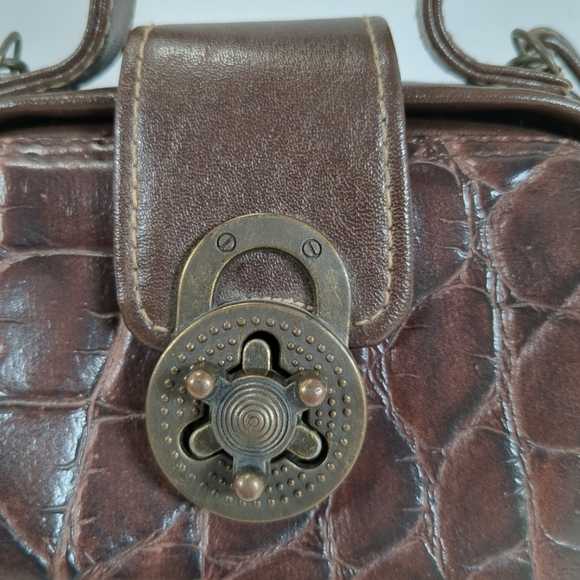 Mini Brown Shoulder/Handbag , Built In Mirror - Picture 6 of 7